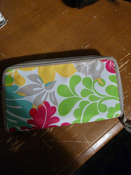 thirty-one Handbags - Thirty One Floral Zip Wallet in Bright Multicolor
